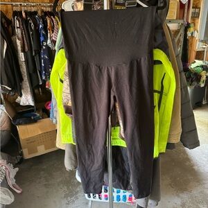 3/4 maternity leggings